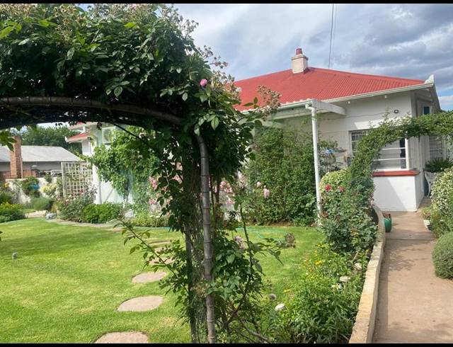 0 BEDROOM HOUSE FOR SALE IN QUEENSTOWN CENTRAL
